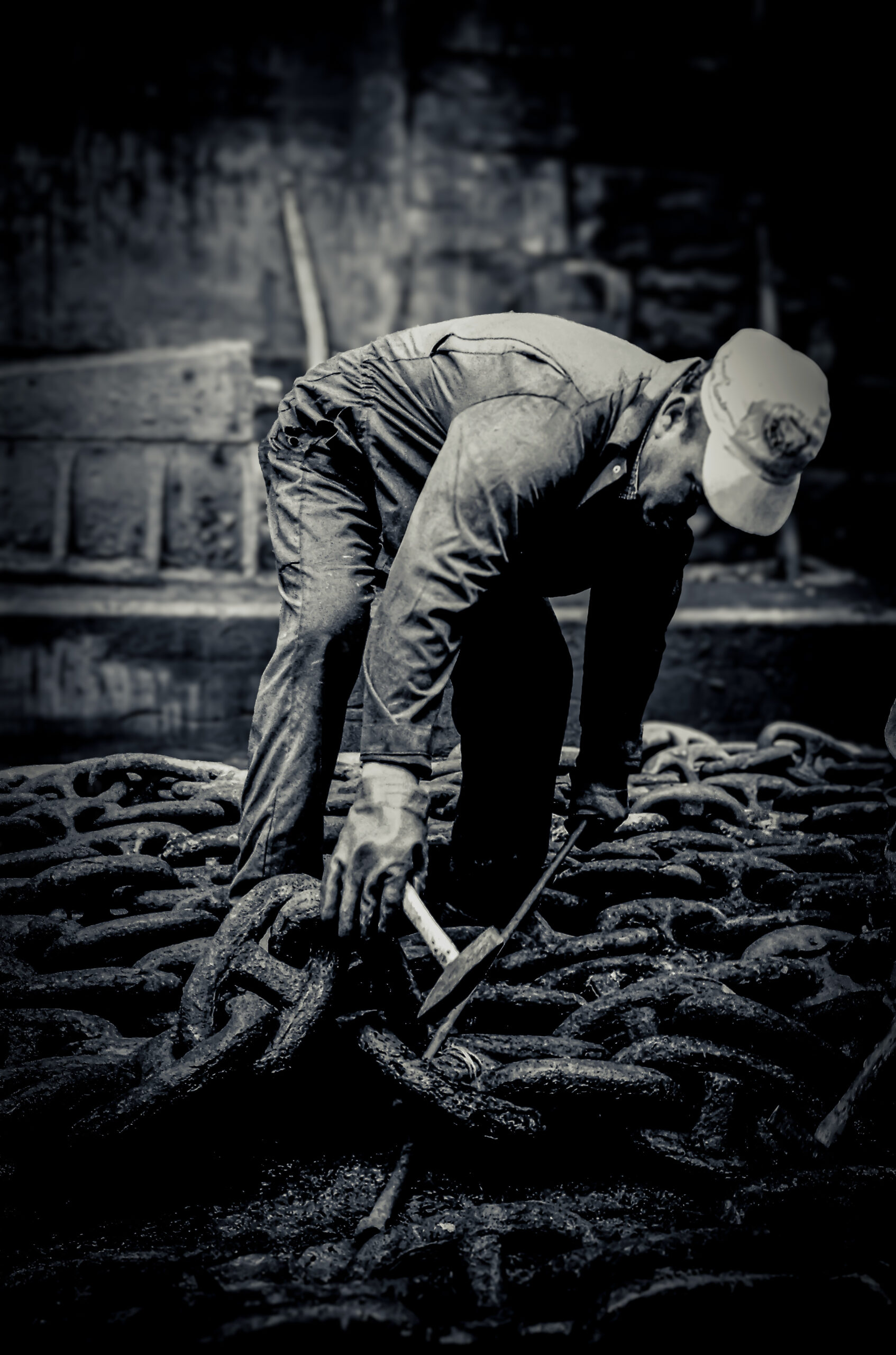anchor-chains-shipyard-wales-uk